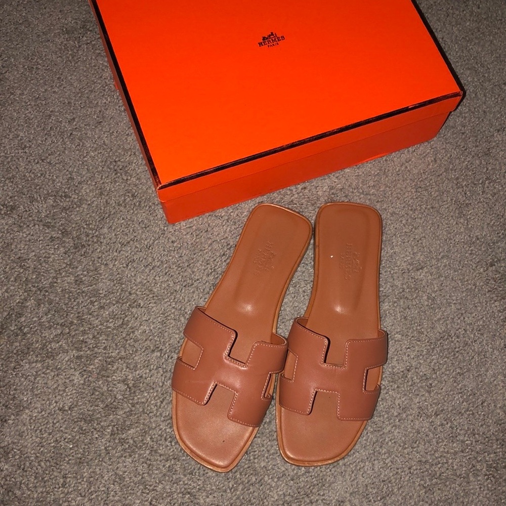 Authentic Hermes slippers / sandals
